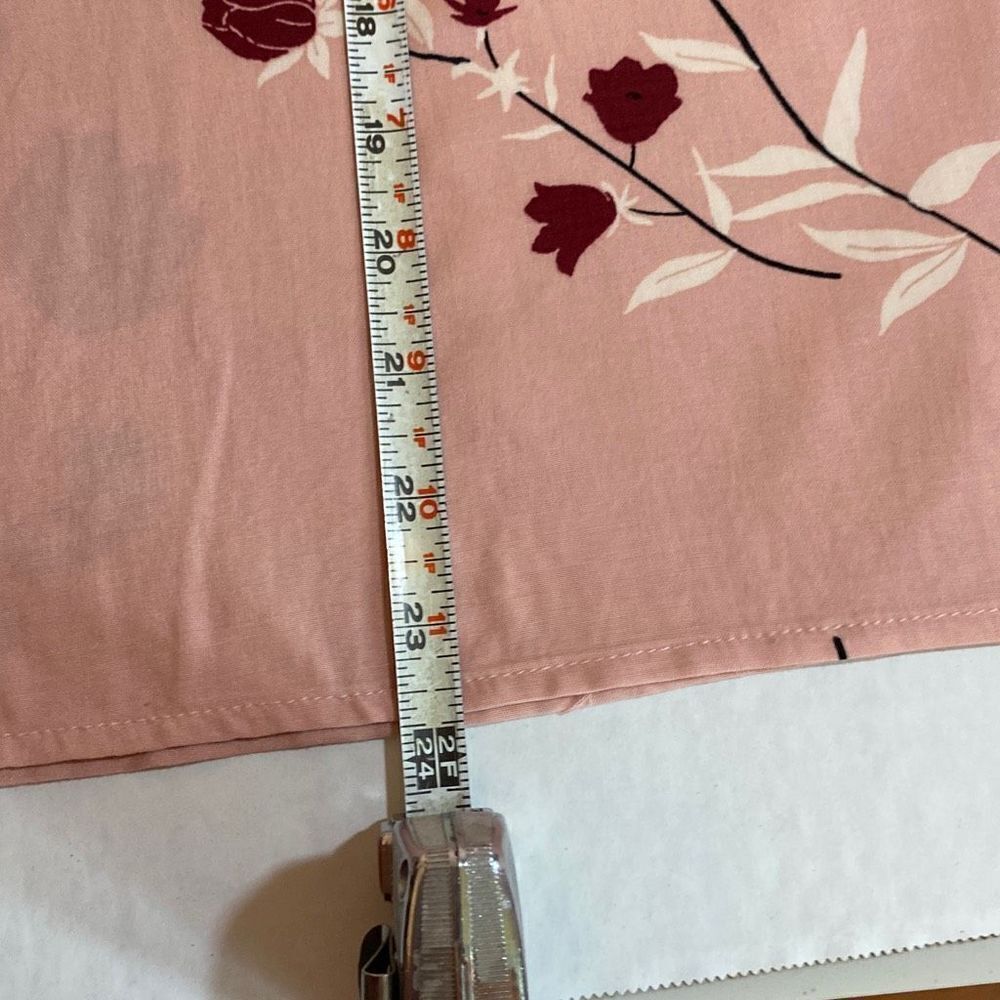 C‎ & C California Pullover Pink Floral Size Small Long Sleeve Blouse - Picture 10 of 11